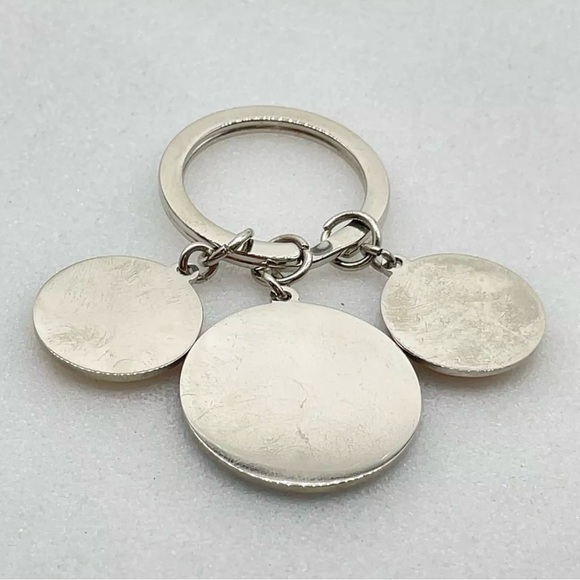 Chanel Rouge Coco Keychain - Picture 4 of 4